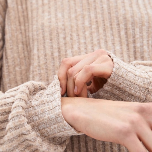 Zara Beige/Tan Ribbed Sweater - Picture 3 of 5